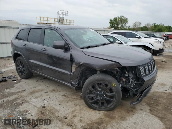 2017 Jeep Grand Cherokee Altitude z VIN 1C4RJFAG7HC778079, wystawiony jako Copart lot #55080265 z przebiegiem 76 405 mil mil oraz Szkoda całkowita • Salvage title. Historia ofert i sprzedaży dostępna na DreamBid. Obrazek 4.