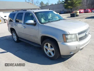 2008 Chevrolet Tahoe LTZ z VIN 1GNFK13068J226644, wystawiony jako IAAI lot #41803779 z przebiegiem 246 061 mil mil oraz . Historia ofert i sprzedaży dostępna na DreamBid. Obrazek 1.