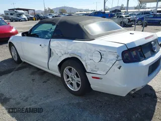 2014 Ford Mustang V6 with VIN 1ZVBP8EM9E5297226, listed as a IAAI auction lot 41627327 with 141,750 mi miles. Bid and sale history available at carsss.com. Image 3.