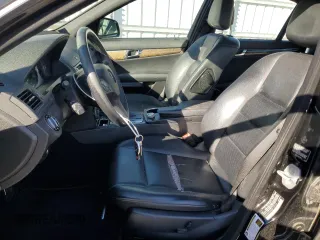 2008 Mercedes-Benz C 350 Sport with VIN WDDGF56X88F137734, listed as a Copart auction lot 86436754 with 171,607 mi miles and Clean Title. Bid and sale history available at DreamBid. Image 7.