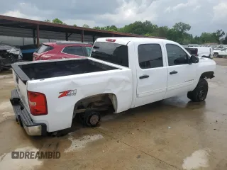 2011 Chevrolet Silverado 1500 LT with VIN 3GCPKSE30BG311997, listed as a Copart auction lot 53735135 with 293,980 mi miles and Clean Title. Bid and sale history available at DreamBid. Image 3.