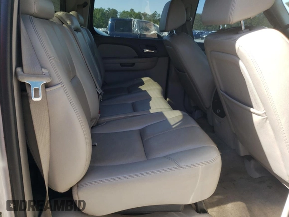 2007 Chevrolet Avalanche LTZ z VIN 3GNFK12317G210976, wystawiony jako Copart lot #51306835 z przebiegiem 283 913 mil mil oraz Szkody całkowita. Historia ofert i sprzedaży dostępna na DreamBid. Obrazek 10.