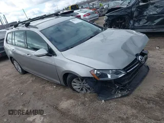 2016 Volkswagen Golf SportWagen TSI S with VIN 3VWC17AU1GM513198, listed as a IAAI auction lot 41229364 with 88,268 mi miles. Bid and sale history available at carsss.com. Image 1.