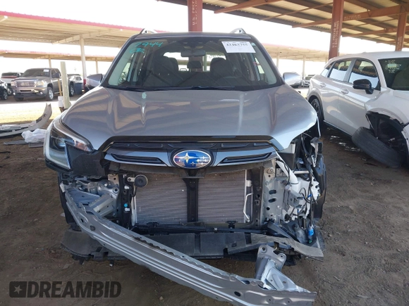 2022 Subaru Forester Limited with VIN JF2SKAPC0NH483301, listed as a IAAI auction lot 42463755 with 14,530 mi miles and . Bid and sale history available at DreamBid. Image 13.