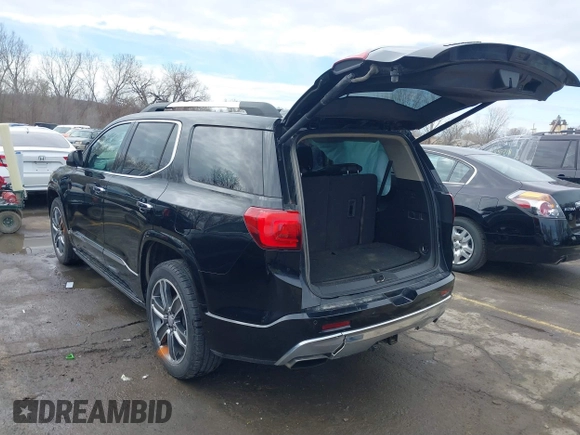 2017 GMC Acadia Denali z VIN 1GKKNXLS6HZ141988, wystawiony jako IAAI lot #41855218 z przebiegiem 132 732 mil mil oraz . Historia ofert i sprzedaży dostępna na DreamBid. Obrazek 3.