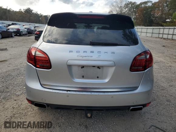 2011 Porsche Cayenne S Hybrid with VIN WP1AE2A28BLA93643, listed as a Copart auction lot 81786284 with 200,764 mi miles and Clean Title. Bid and sale history available at carsss.com. Image 6.