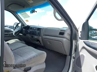2000 Ford F-250 XL with VIN 1FTNW21F1YEB77397, listed as a IAAI auction lot 41934134 with 344,782 mi miles and . Bid and sale history available at DreamBid. Image 5.