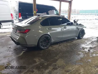 2023 BMW M3 Competition xDrive z VIN WBS43AY01PFN42727, wystawiony jako IAAI lot #41558240 z przebiegiem Nie podano mil oraz . Historia ofert i sprzedaży dostępna na DreamBid. Obrazek 4.