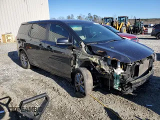2021 Kia Sedona EX with VIN KNDMB5C10M6673080, listed as a Copart auction lot 87832695 with 34,653 mi miles and Clean Title. Bid and sale history available at carsss.com. Image 4.