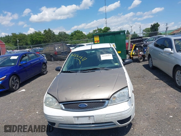 2007 Ford Focus S with VIN 1FAFP34N47W183106, listed as a IAAI auction lot 42540411 with 281,111 mi miles and . Bid and sale history available at DreamBid. Image 6.
