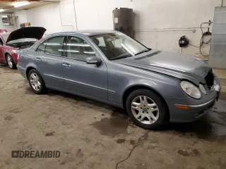2005 Mercedes-Benz E 320 with VIN WDBUF82J35X176431, listed as a Copart auction lot 42909825 with 16,679 mi miles and Salvage Title. Bid and sale history available at DreamBid. Image 4.