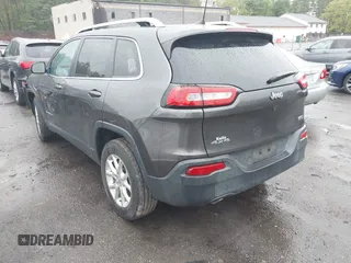 2018 Jeep Cherokee Latitude Plus with VIN 1C4PJMLB9JD529571, listed as a IAAI auction lot 42170042 with 70,300 mi miles and . Bid and sale history available at DreamBid. Image 3.