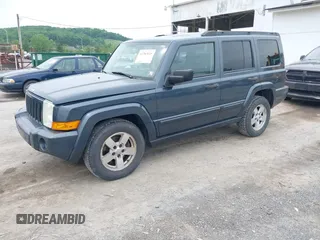 2006 Jeep Commander z VIN 1J8HG48K76C318211, wystawiony jako IAAI lot #42283615 z przebiegiem 159 470 mil mil oraz . Historia ofert i sprzedaży dostępna na DreamBid. Obrazek 2.