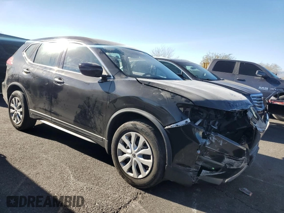 2017 Nissan Rogue SV with VIN 5N1AT2MT1HC890705, listed as a Copart auction lot 44070595 with 89,411 mi miles and Salvage Title. Bid and sale history available at carsss.com. Image 4.