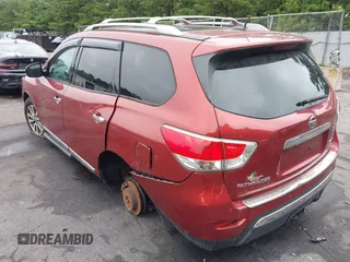 2013 Nissan Pathfinder SV with VIN 5N1AR2MM0DC639157, listed as a IAAI auction lot 39934153 with 95,453 mi miles. Bid and sale history available at carsss.com. Image 3.