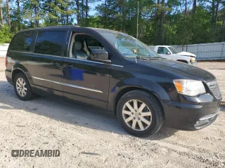 2015 Chrysler Town & Country Touring with VIN 2C4RC1BG3FR570958, listed as a Copart auction lot 54717775 with 306,883 mi miles and Clean Title. Bid and sale history available at carsss.com. Image 4.