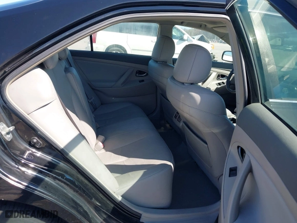 2008 Toyota Camry Hybrid with VIN 4T1BB46K28U060428, listed as a IAAI auction lot 41952234 with 212,139 mi miles. Bid and sale history available at carsss.com. Image 8.