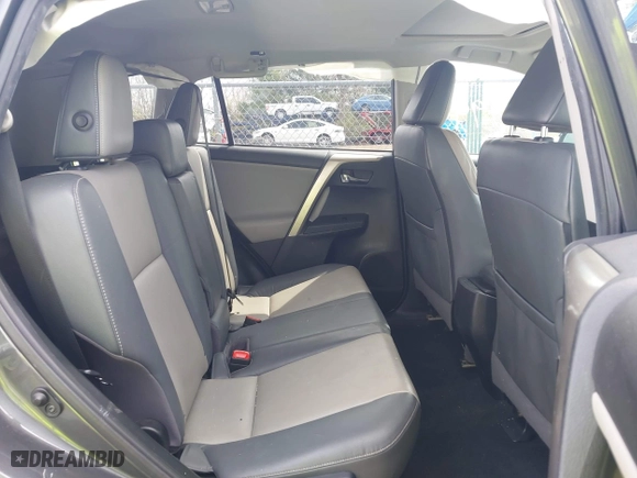 2015 Toyota RAV4 Limited with VIN 2T3DFREV3FW371943, listed as a IAAI auction lot 41942799 with 152,006 mi miles. Bid and sale history available at carsss.com. Image 8.