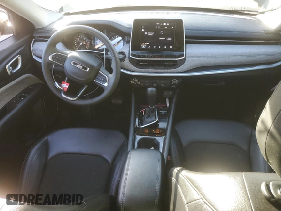 2022 Jeep Compass Latitude with VIN 3C4NJCBB4NT113558, listed as a Copart auction lot 79812584 with 39,636 mi miles and Salvage Title. Bid and sale history available at carsss.com. Image 8.