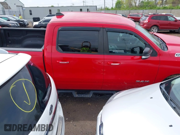 2019 Ram 1500 Big Horn с VIN 1C6SRFFT1KN650004, выставлен на аукционе IAAI как лот 42119833 с пробегом 84 399 миль миль и . История ставок и продаж доступна на DreamBid. Изображение 13.