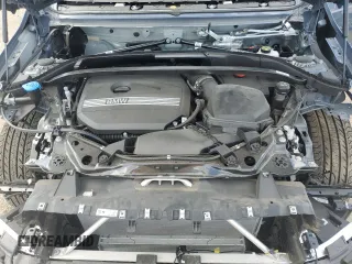 2025 BMW X1 xDrive28i z VIN WBX73EF03S5165138, wystawiony jako Copart lot #54831835 z przebiegiem 2 955 mil mil oraz Szkoda całkowita • Salvage title. Historia ofert i sprzedaży dostępna na DreamBid. Obrazek 12.