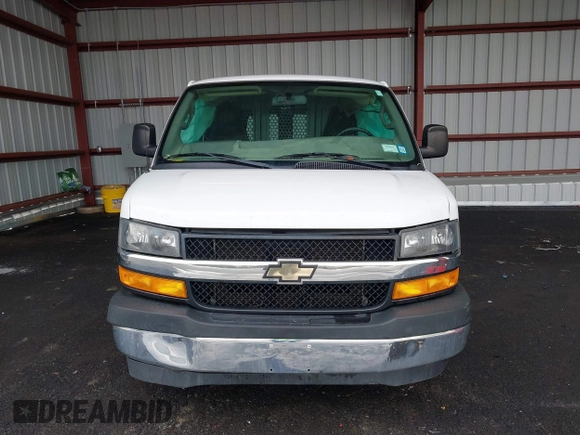 2018 Chevrolet Express Cargo Van with VIN 1GCWGAFG8J1905193, listed as a IAAI auction lot 41726804 with 83,690 mi miles. Bid and sale history available at carsss.com. Image 12.