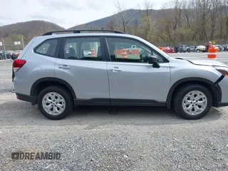 2019 Subaru Forester with VIN JF2SKACC9KH466823, listed as a IAAI auction lot 41948203 with 34,743 mi miles. Bid and sale history available at carsss.com. Image 13.