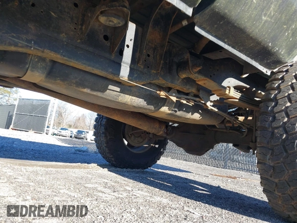 1999 Dodge 1500 z VIN 3B7HF13Z7XG118165, wystawiony jako IAAI lot #41385547 z przebiegiem Nie podano mil oraz . Historia ofert i sprzedaży dostępna na DreamBid. Obrazek 14.