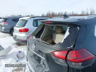 2019 Nissan Rogue SL with VIN 5N1AT2MV7KC726626, listed as a IAAI auction lot 41460387 with 54,739 mi miles. Bid and sale history available at carsss.com. Image 18.