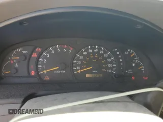 2004 Toyota Tundra SR5 with VIN 5TBDT44104S444316, listed as a Copart auction lot 49305325 with 113,781 mi miles and Salvage Title. Bid and sale history available at DreamBid. Image 9.