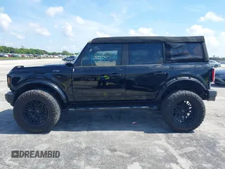 2023 Ford Bronco with VIN 1FMDE5BH3PLA99520, listed as a IAAI auction lot 42684872 with 11,118 mi miles and . Bid and sale history available at DreamBid. Image 15.