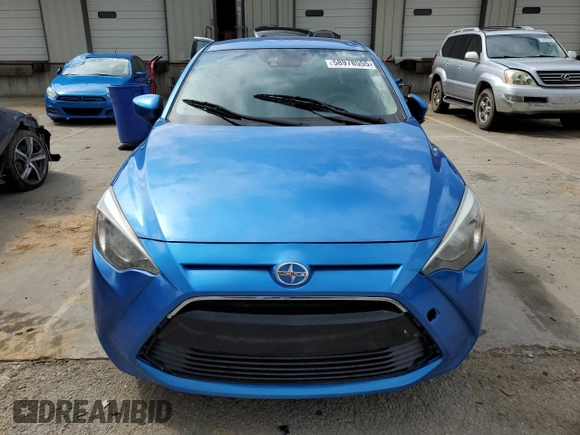 2016 Scion iA z VIN 3MYDLBZVXGY136365, wystawiony jako Copart lot #58978555 z przebiegiem 180 823 mil mil oraz Czysty tytuł • Clean title. Historia ofert i sprzedaży dostępna na DreamBid. Obrazek 5.