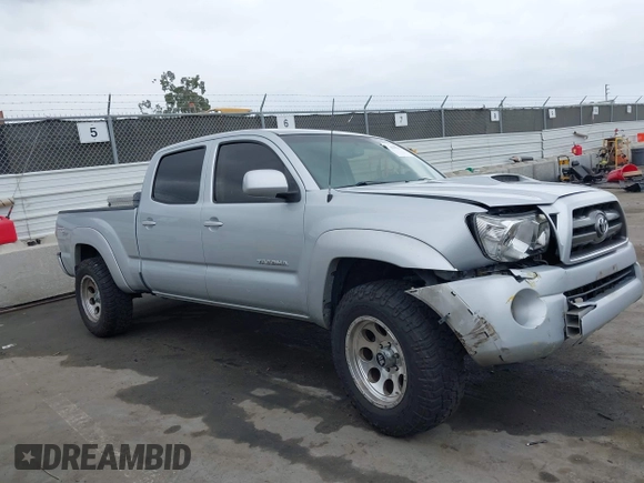 2010 Toyota Tacoma • with VIN 3TMMU4FN1AM017971, listed as a IAAI auction lot 41894625 with 153,946 mi miles and . Bid and sale history available at carsss.com. Image 14.