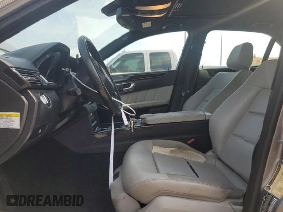 2012 Mercedes-Benz E 350 Luxury with VIN WDDHF5KB7CA572510, listed as a Copart auction lot 61832655 with 190,663 mi miles and Clean title. Bid and sale history available at DreamBid. Image 7.