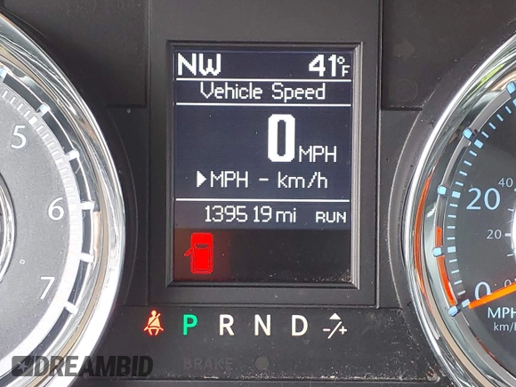 2014 Chrysler Town & Country Touring-L with VIN 2C4RC1CG6ER176156, listed as a IAAI auction lot 42008100 with 139,519 mi miles. Bid and sale history available at carsss.com. Image 15.