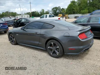 2018 Ford Mustang GT z VIN 1FA6P8CF8J5125570, wystawiony jako Copart lot #53959305 z przebiegiem 92 588 mil mil oraz Szkody całkowita. Historia ofert i sprzedaży dostępna na DreamBid. Obrazek 2.