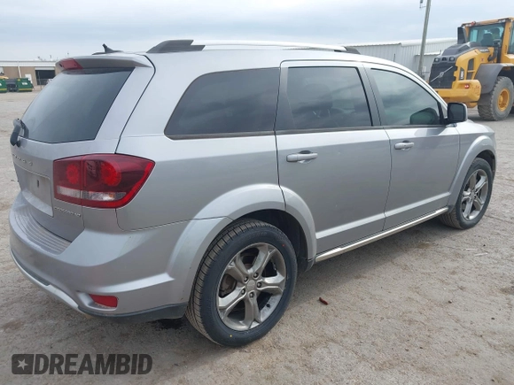 2016 Dodge Journey Crossroad Plus with VIN 3C4PDDGG5GT208899, listed as a IAAI auction lot 41938910 with 143,602 mi miles and . Bid and sale history available at DreamBid. Image 4.