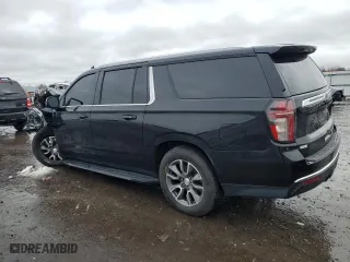 2021 Chevrolet Suburban LT with VIN 1GNSKCKD2MR136529, listed as a Copart auction lot 45160925 with 139,514 mi miles and Salvage Title. Bid and sale history available at carsss.com. Image 2.