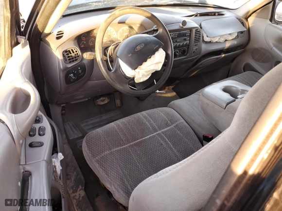 1998 Ford F-150 Standard with VIN 1FTZX1725WNB89028, listed as a Copart auction lot 43360225 with 231,799 mi miles and Salvage Title. Bid and sale history available at carsss.com. Image 8.