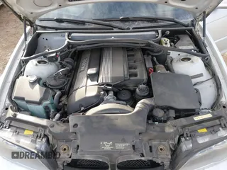 2004 BMW 3 Series 325Ci with VIN WBABW33444PL30788, listed as a IAAI auction lot 41659134 with 127,844 mi miles. Bid and sale history available at carsss.com. Image 10.