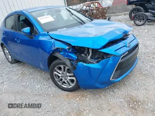 2016 Scion iA with VIN 3MYDLBZV2GY138644, listed as a IAAI auction lot 40790811 with 87,445 mi miles. Bid and sale history available at carsss.com. Image 6.