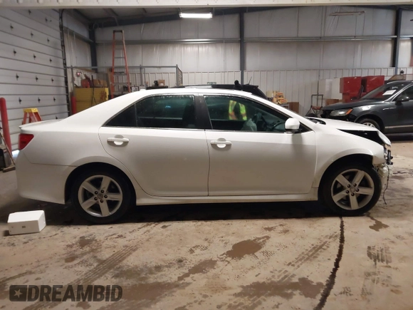 2012 Toyota Camry L with VIN 4T1BF1FK3CU128179, listed as a IAAI auction lot 41720874 with 114,387 mi miles. Bid and sale history available at carsss.com. Image 13.
