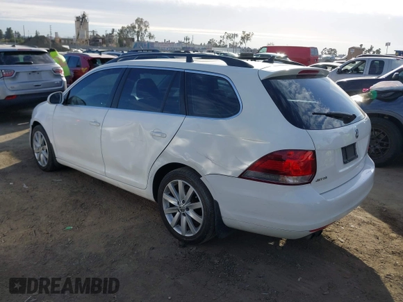 2012 Volkswagen Jetta SportWagen TDI with VIN 3VWPL7AJ7CM686140, listed as a IAAI auction lot 41700711 with 81,831 mi miles. Bid and sale history available at carsss.com. Image 3.
