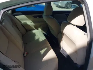 2015 Nissan Altima 2.5 S with VIN 1N4AL3AP6FC129575, listed as a IAAI auction lot 42004824 with 111,694 mi miles. Bid and sale history available at carsss.com. Image 8.