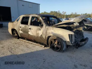 2013 Chevrolet Avalanche LT with VIN 3GNMCFE05DG258673, listed as a Copart auction lot 77433944 with Not Provided miles and Non Repairable. Bid and sale history available at DreamBid. Image 4.