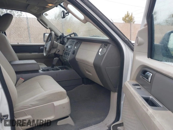 2010 Ford Expedition EL SSV with VIN 1FMJK1F51AEB20946, listed as a IAAI auction lot 41533834 with 201,705 mi miles. Bid and sale history available at carsss.com. Image 5.