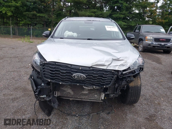 2019 Kia Sorento LX with VIN 5XYPGDA54KG588767, listed as a IAAI auction lot 42683621 with 90,395 mi miles and . Bid and sale history available at DreamBid. Image 13.