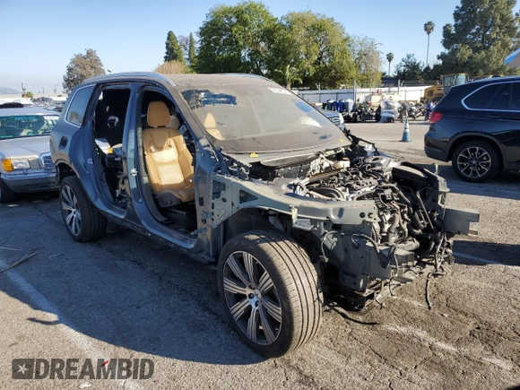 2022 Volvo XC90 Inscription with VIN YV4A22PL3N1873797, listed as a Copart auction lot 43023395 with Not provided miles and Clean title. Bid and sale history available at DreamBid. Image 4.