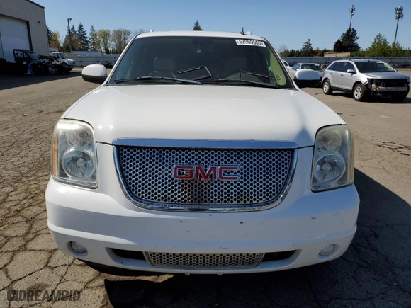 2007 GMC Yukon XL Denali with VIN 1GKFK66857J155964, listed as a Copart auction lot 52969685 with 157,733 mi miles and Clean Title. Bid and sale history available at carsss.com. Image 5.