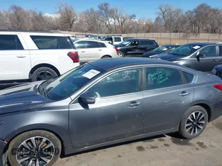 2018 Nissan Altima SR with VIN 1N4AL3AP5JC243138, listed as a IAAI auction lot 41750643 with 123,601 mi miles and . Bid and sale history available at carsss.com. Image 14.
